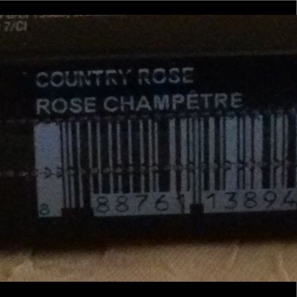 🆕Avon 2 pc Bundle - Gloss and Lipstick - Picture 4 of 6